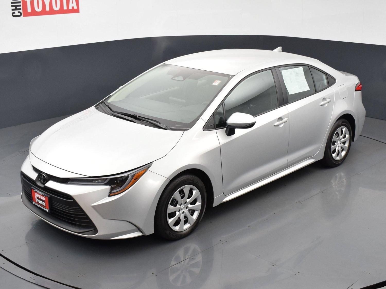 Used 2025 Toyota Corolla LE FWD image 23