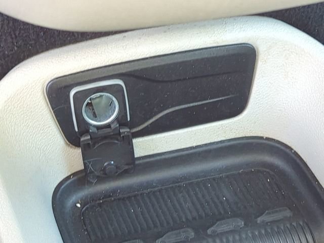 Used 2024 Chrysler Pacifica Touring-L FWD image 18