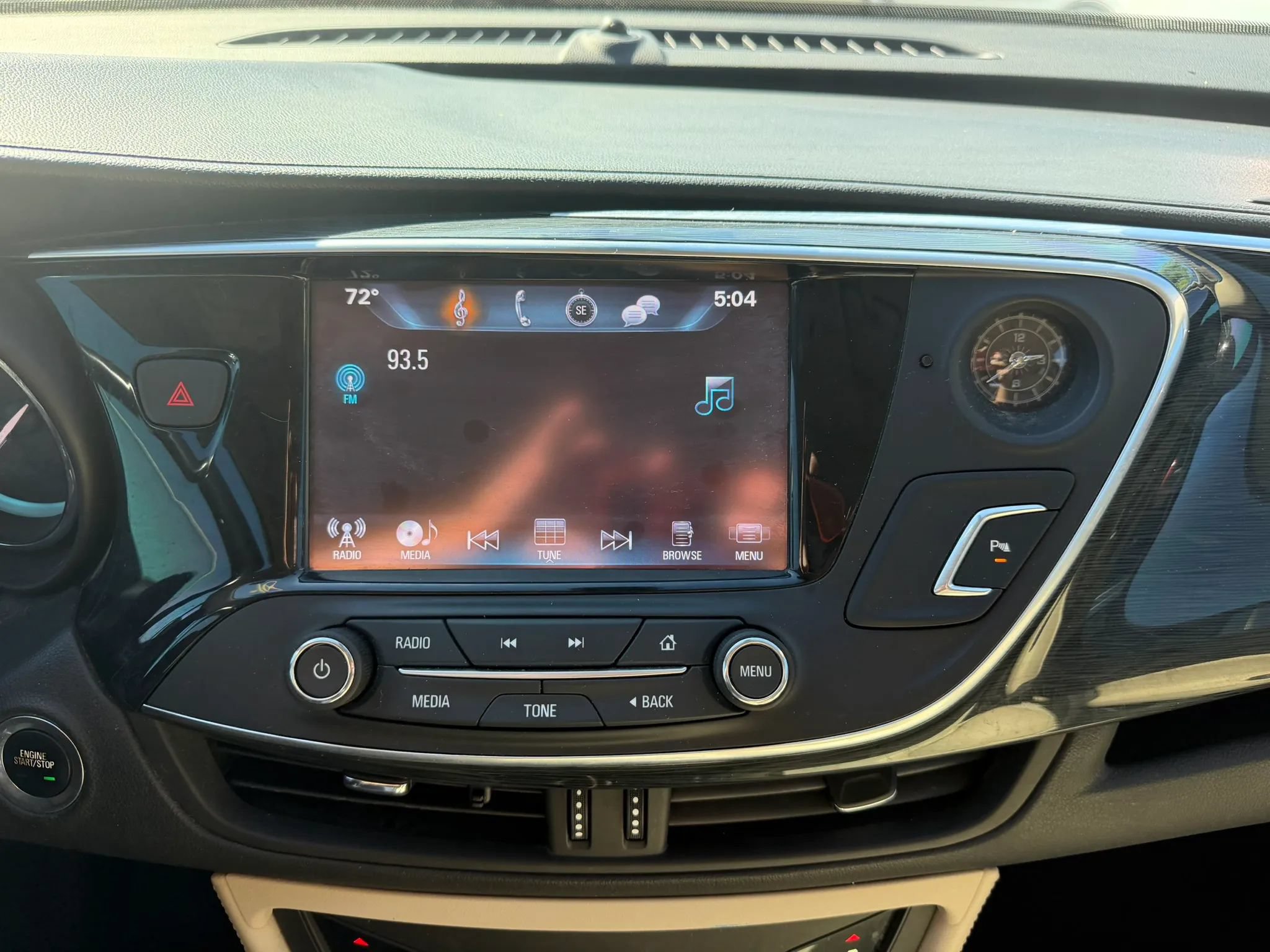 Used 2017 Buick Envision Preferred AWD/4WD image 18