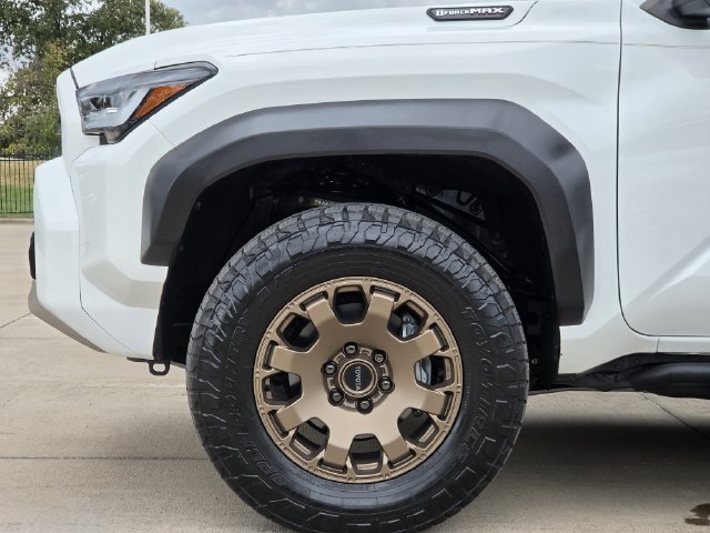 Used 2026 Toyota 4Runner Trailhunter AWD/4WD image 7