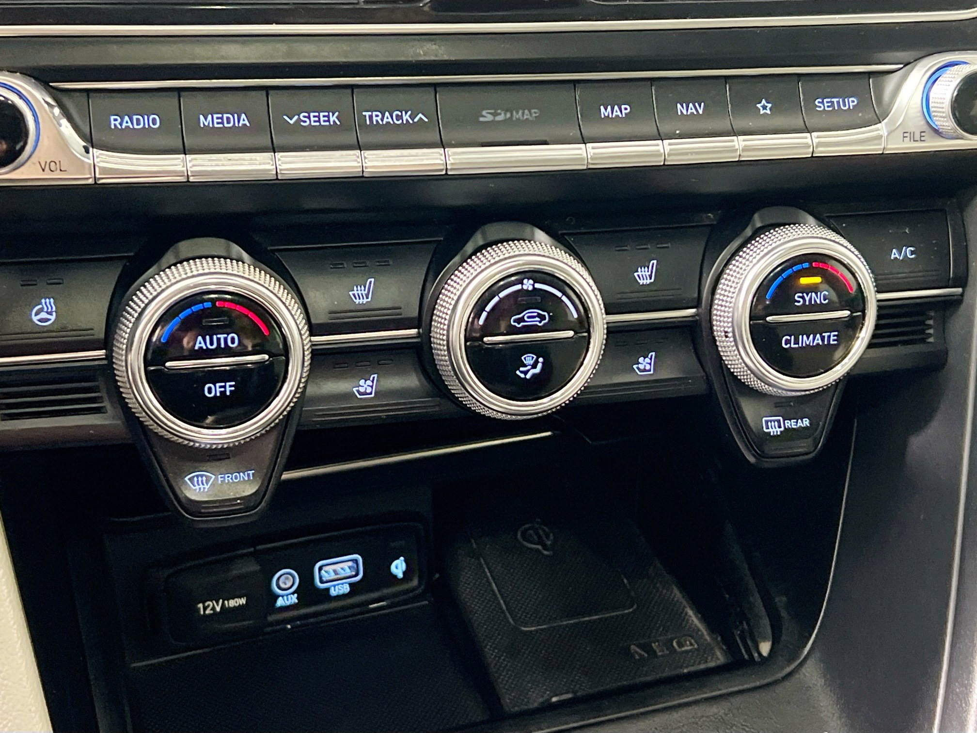 Used 2020 Genesis G70 3.3T w/ Elite Package image 26