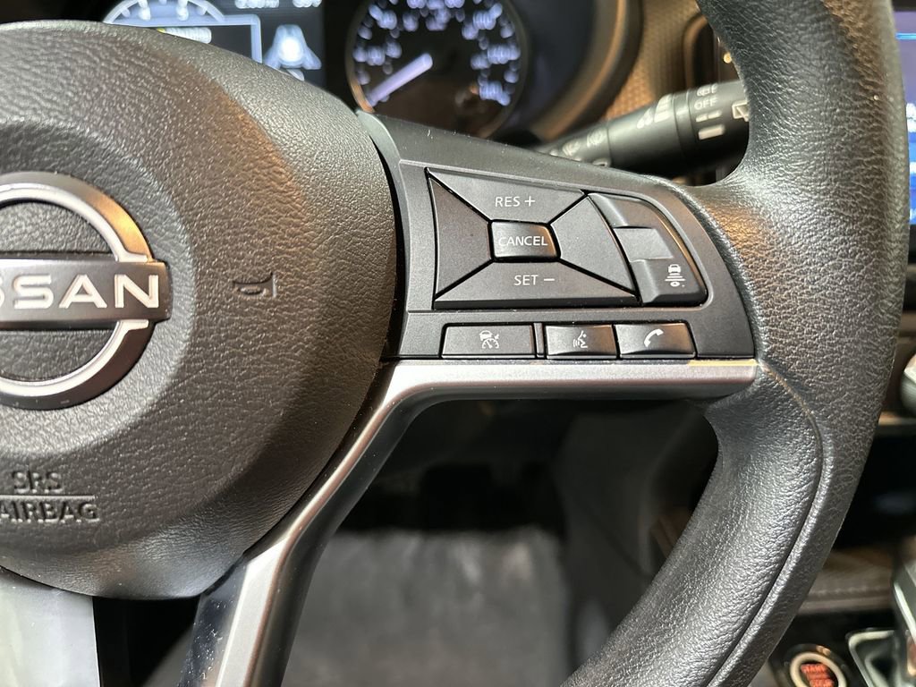Used 2023 Nissan Kicks SV image 30