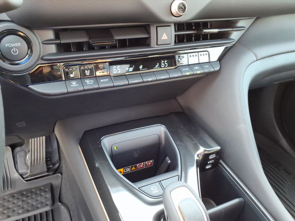 New 2026 Toyota Crown Signia AWD/4WD image 14