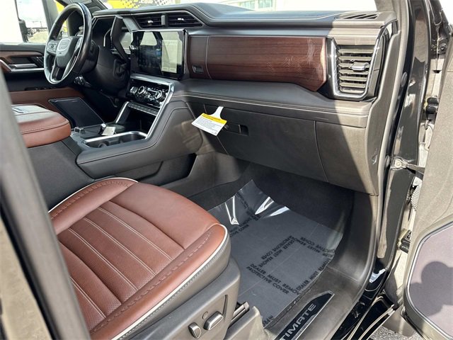 Used 2024 GMC Sierra 2500 Denali Ultimate image 12