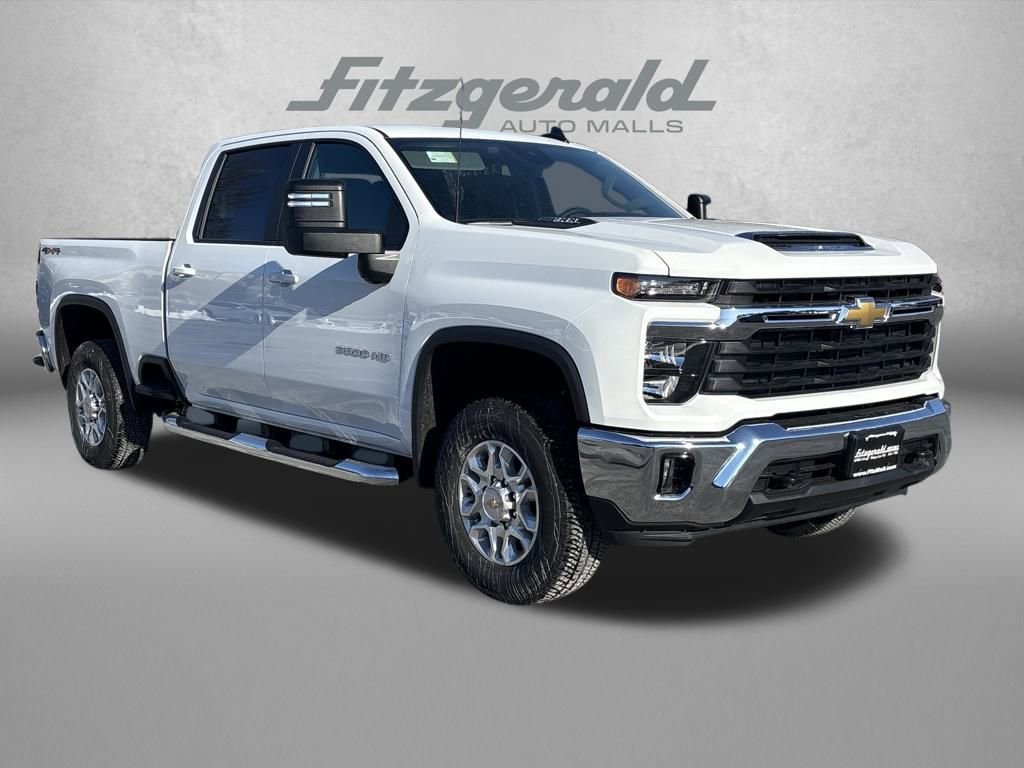 New 2026 Chevrolet Silverado 3500 LT AWD/4WD image 1