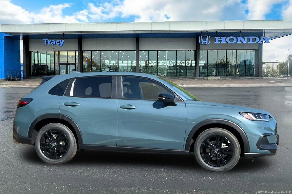 New 2026 Honda HR-V Sport image 4