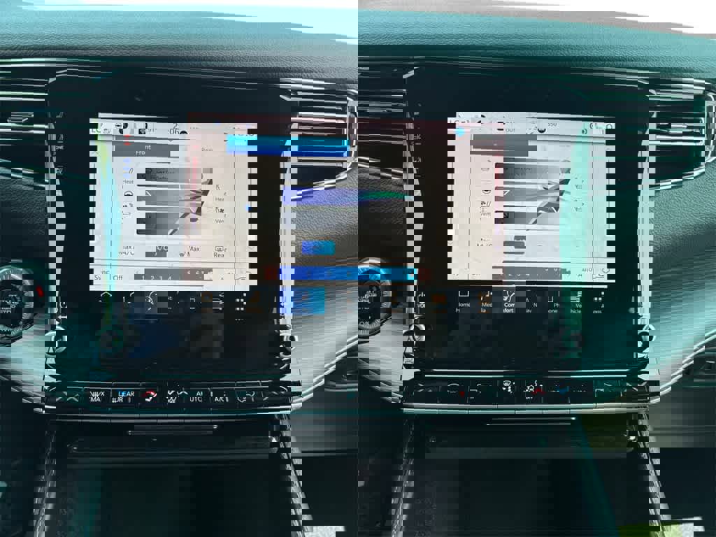 Used 2023 Jeep Wagoneer Series III w/ Preferred Equipment Group image 21