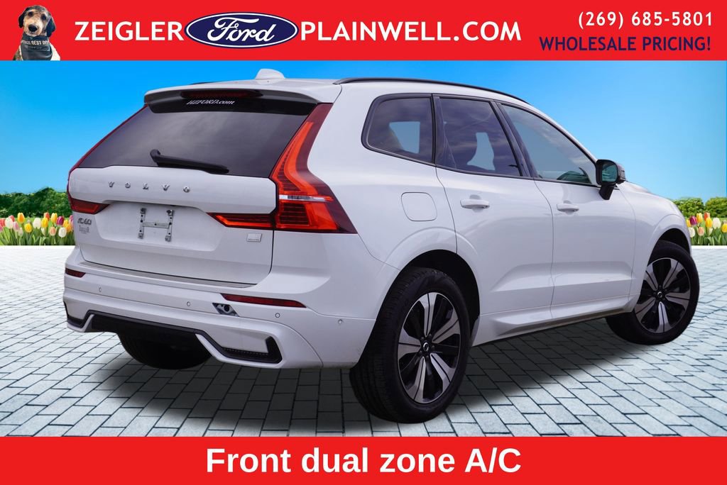 Used 2023 Volvo XC60 T8 Plus w/ Protection Package Premier image 5