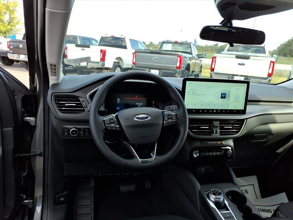 New 2026 Ford Escape SE image 15