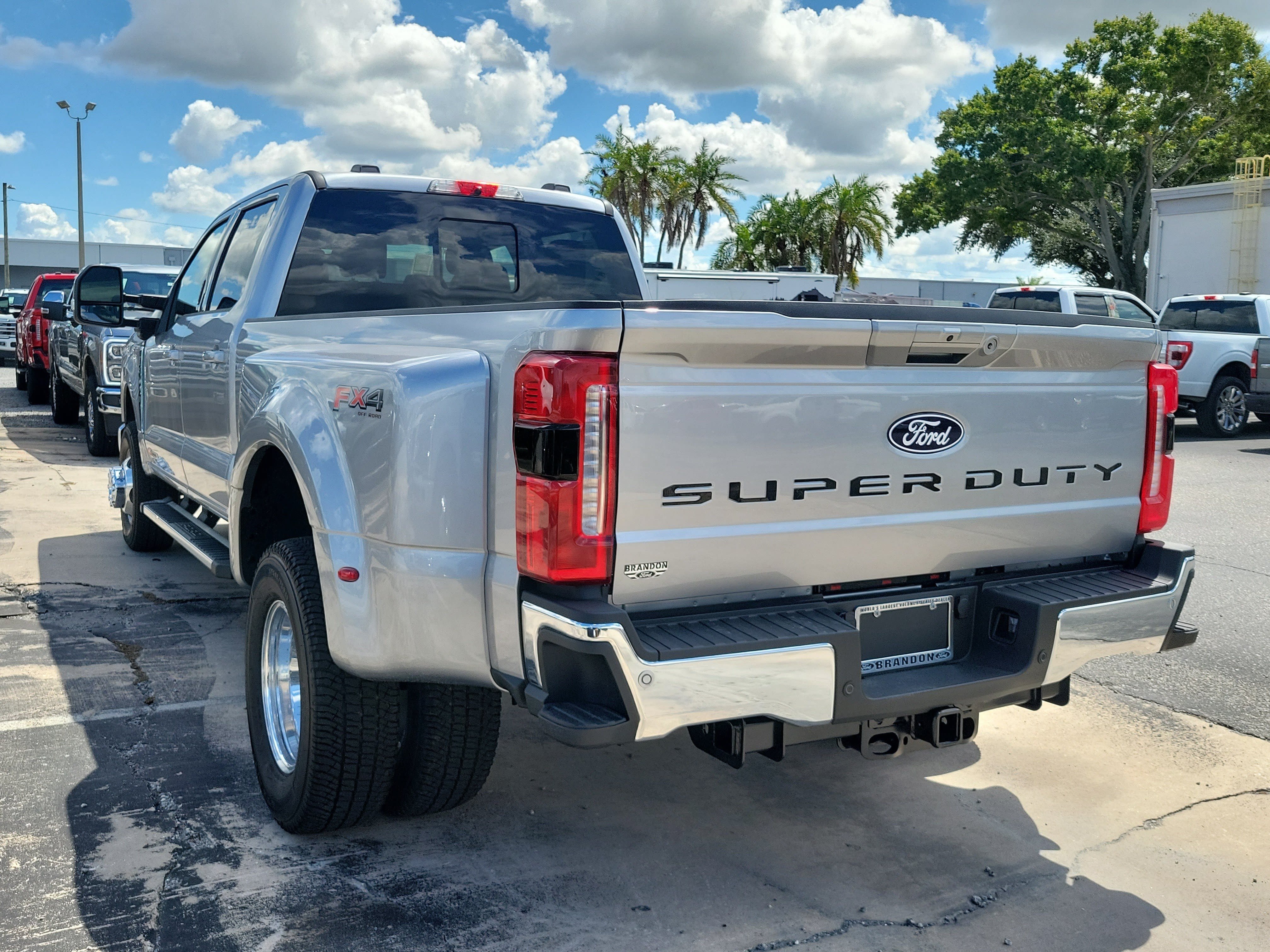 New 2027 Ford F350 Lariat AWD/4WD image 8