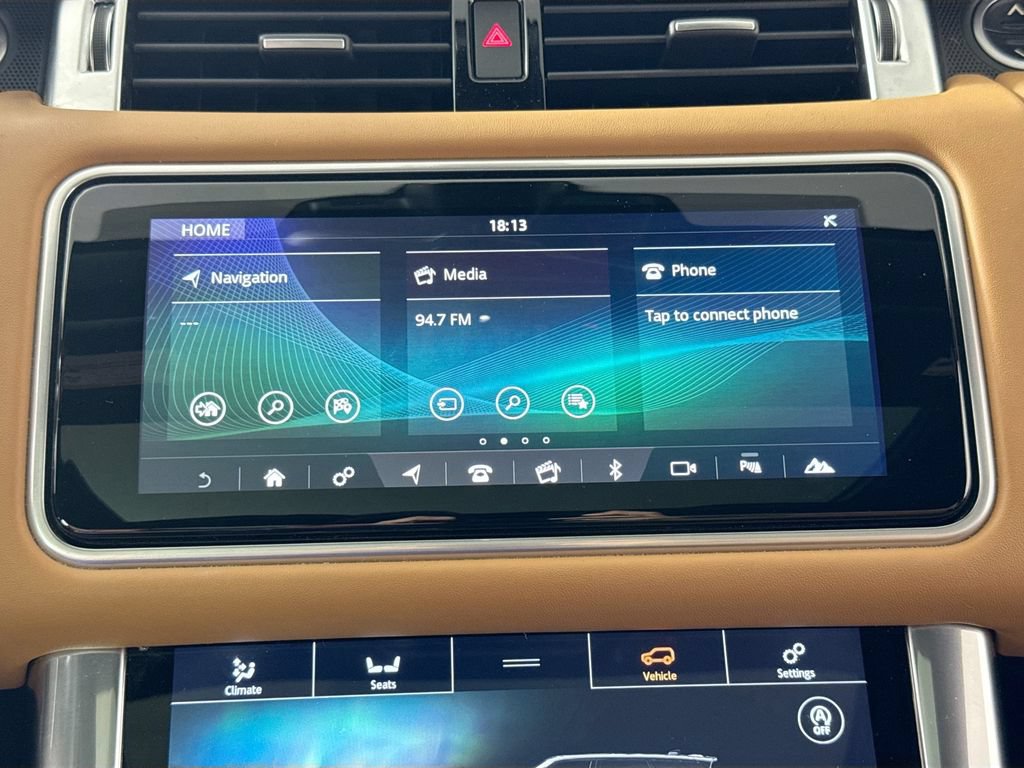 Used 2019 Land Rover Range Rover Sport SE AWD/4WD image 15