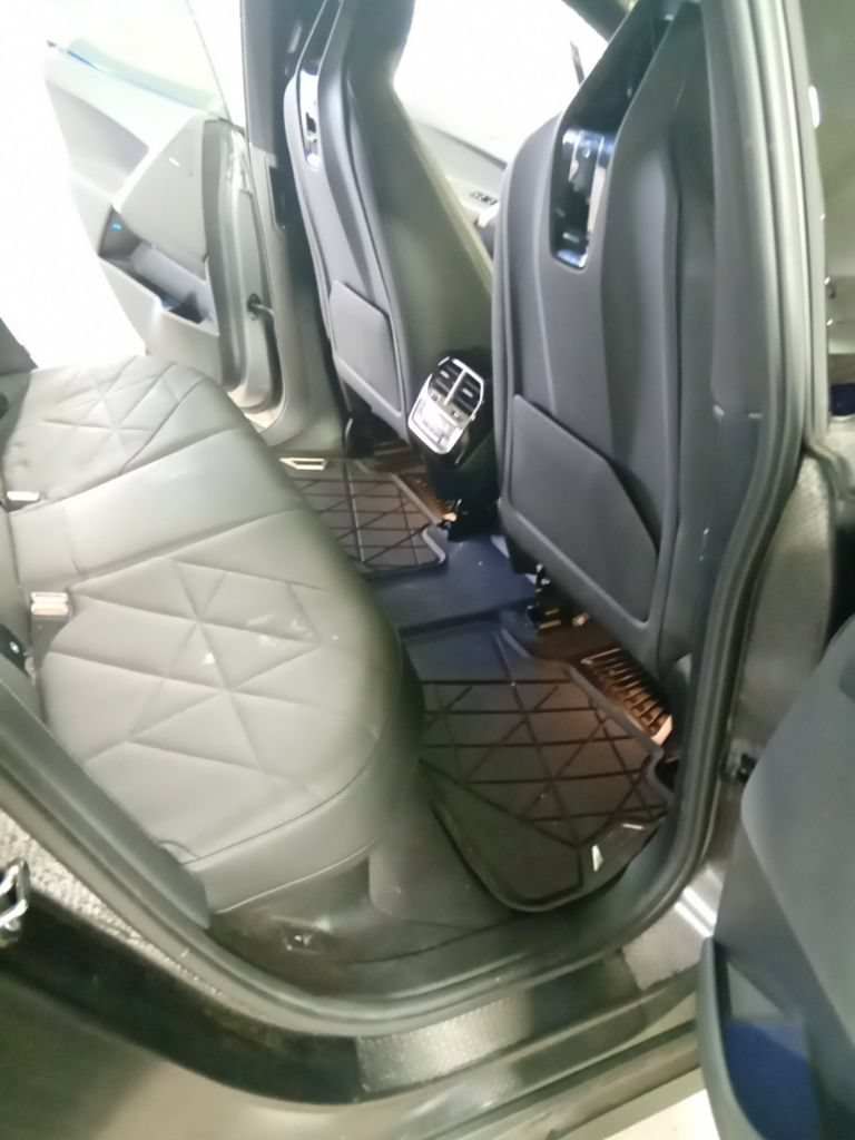 Certified 2024 BMW iX xDrive50 AWD/4WD image 12
