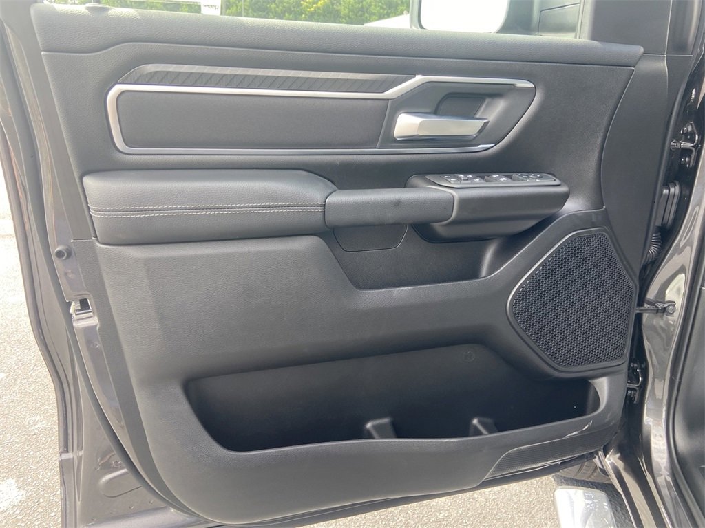 New 2026 RAM 1500 4x4 Crew Cab image 13