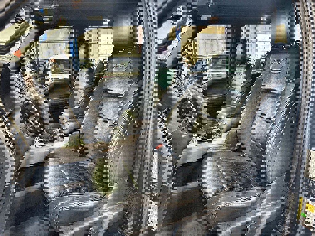 Used 2019 Ford F150 Raptor w/ Equipment Group 802A Luxury image 12