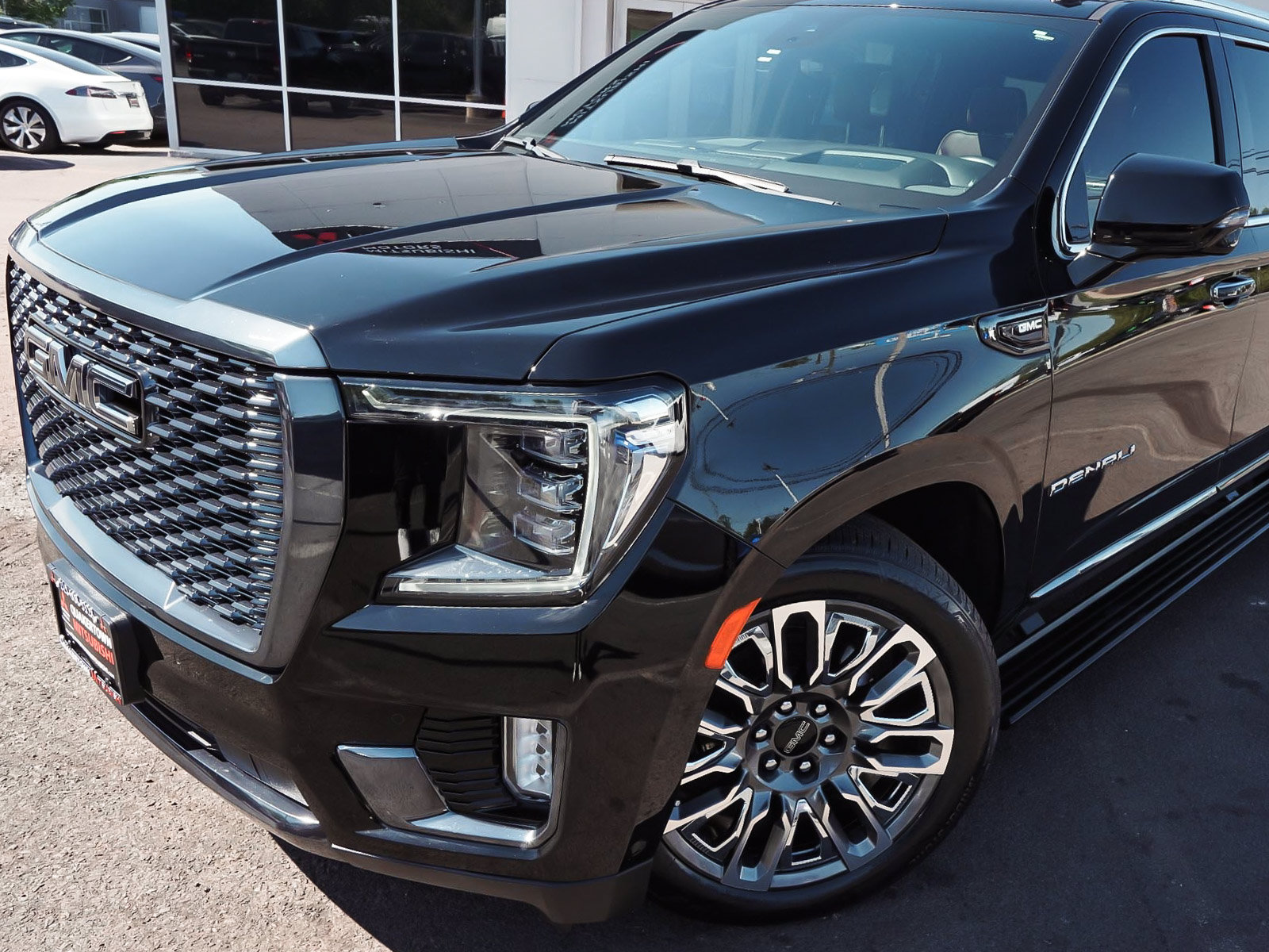 Used 2023 GMC Yukon XL Denali Ultimate AWD/4WD image 55