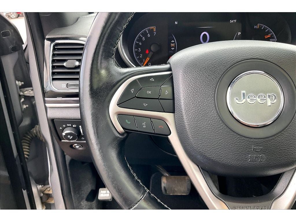 Used 2020 Jeep Grand Cherokee Overland AWD/4WD image 20