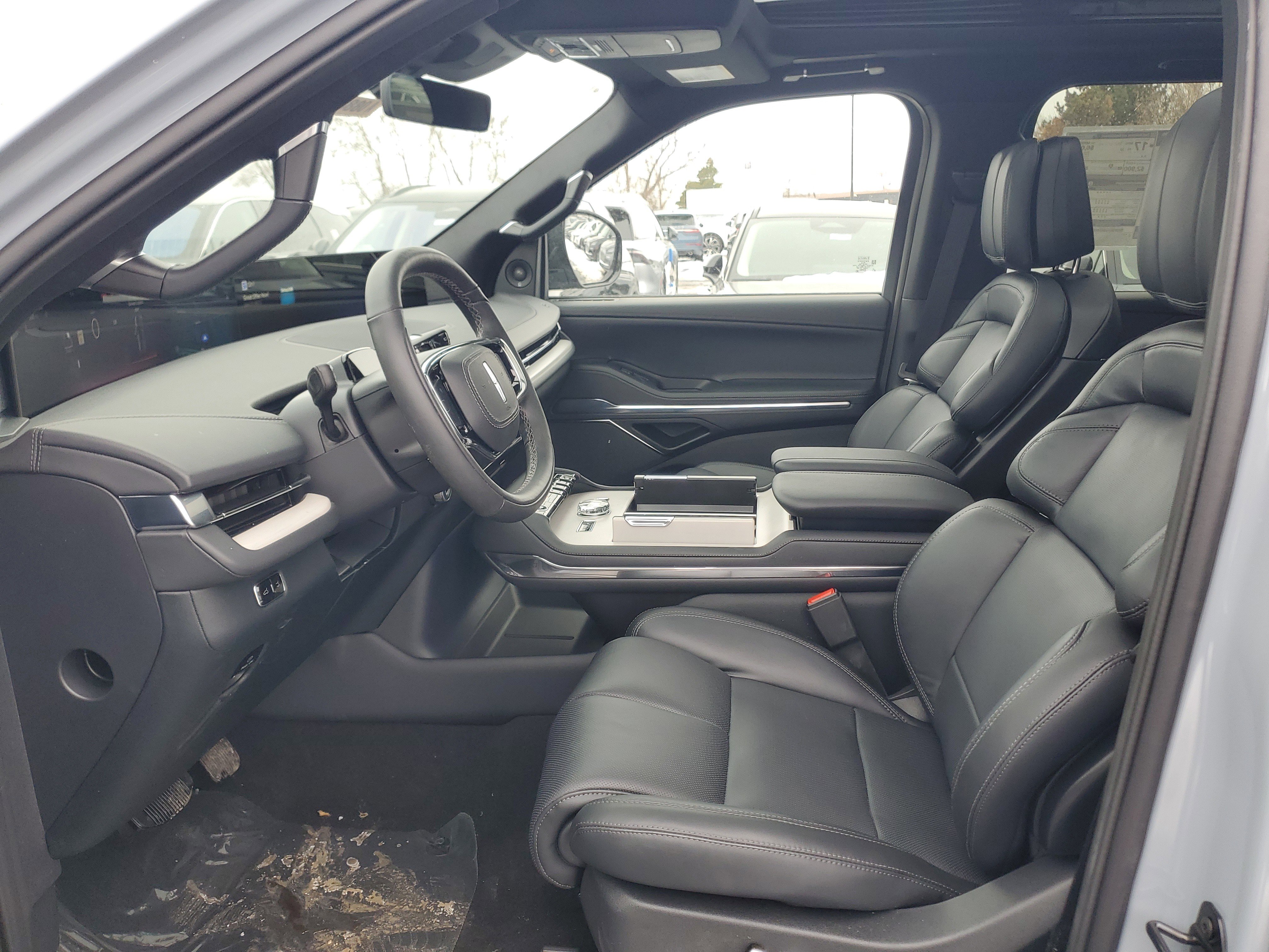 New 2026 Lincoln Navigator L Reserve w/ Jet Appearance Package image 12