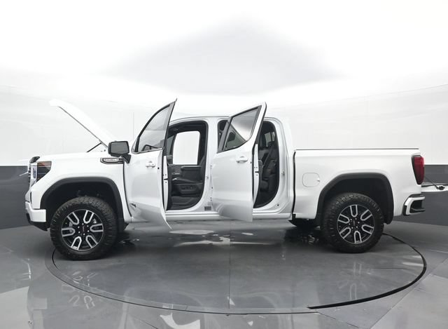 Used 2025 GMC Sierra 1500 AT4 w/ AT4 Premium Package AWD/4WD image 35