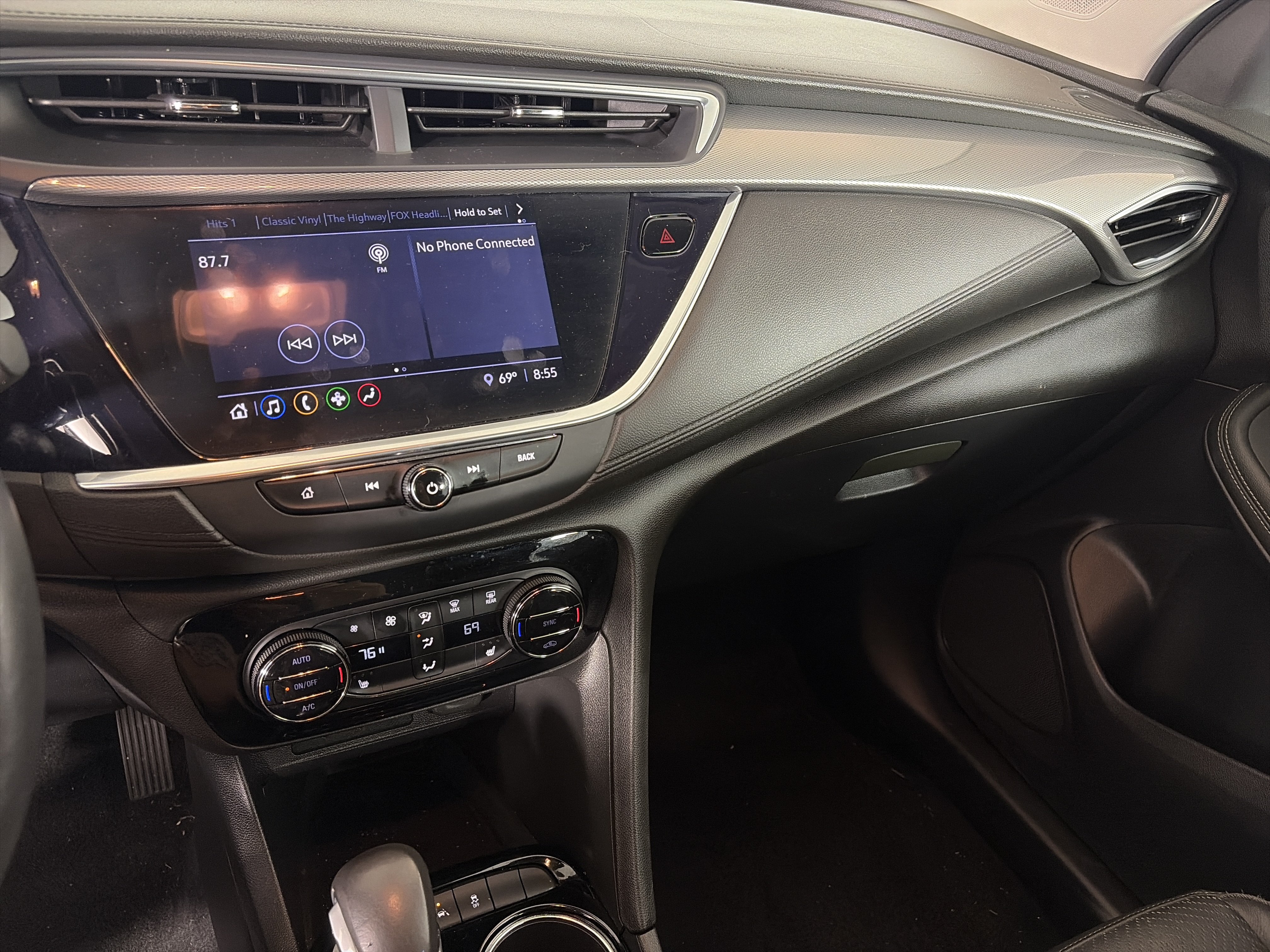 Used 2020 Buick Encore GX Essence FWD image 4