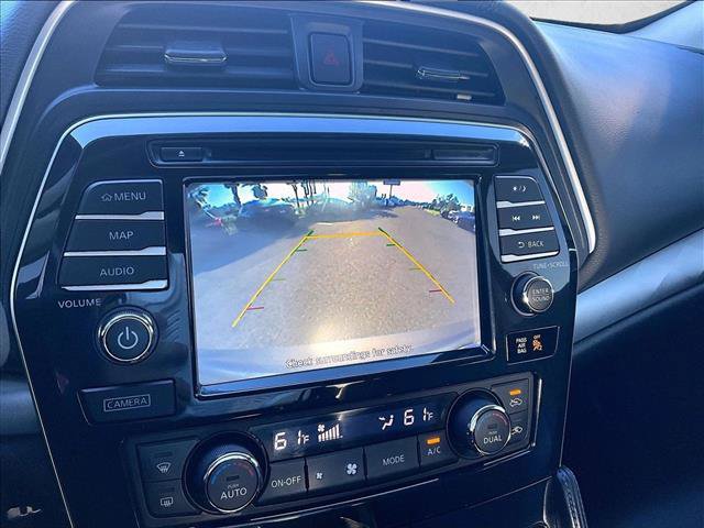 Used 2017 Nissan Maxima SR w/ Midnight Edition FWD image 21