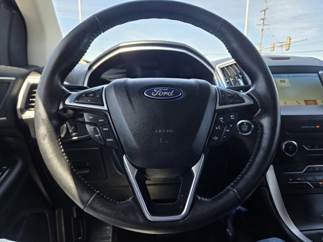 Used 2017 Ford Edge SEL w/ Equipment Group 201A AWD/4WD image 18