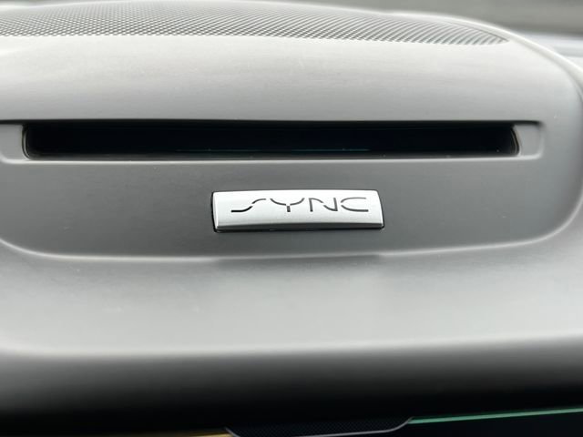 Used 2015 Ford C-MAX SEL image 22