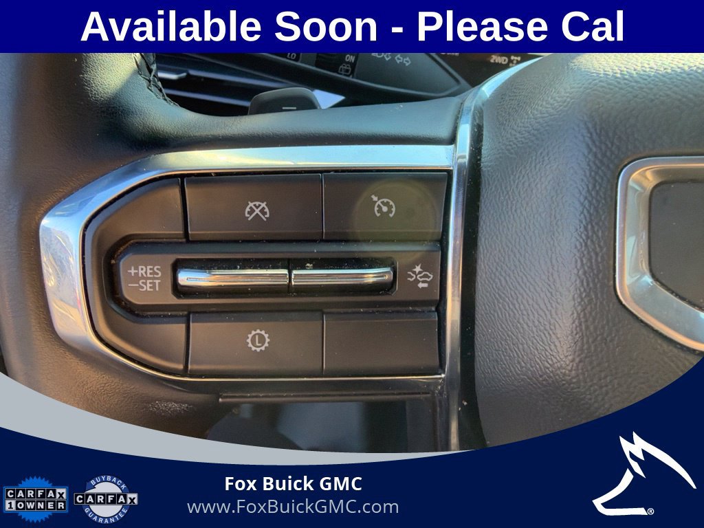 Used 2025 GMC Acadia Elevation w/ Elevation Premium Package AWD/4WD image 14