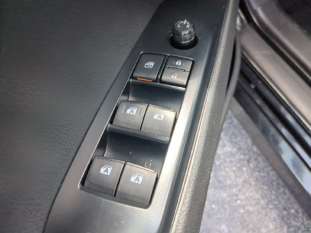 Used 2019 Toyota Camry LE FWD image 20