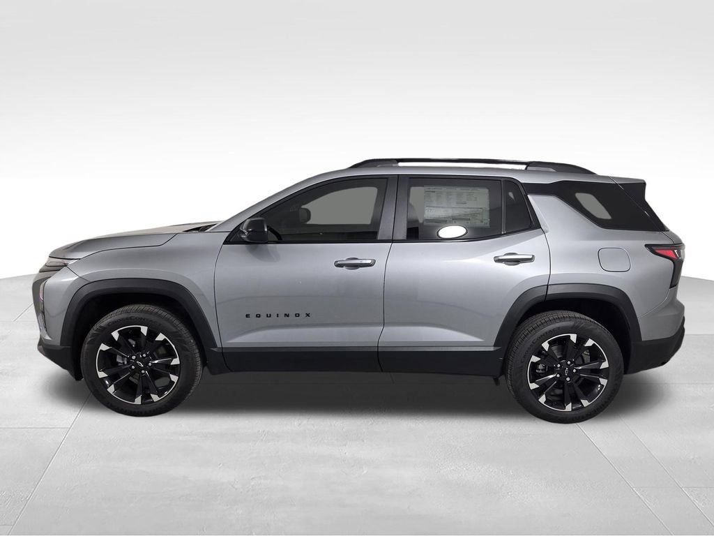 New 2026 Chevrolet Equinox RS w/ Convenience Package III FWD image 4