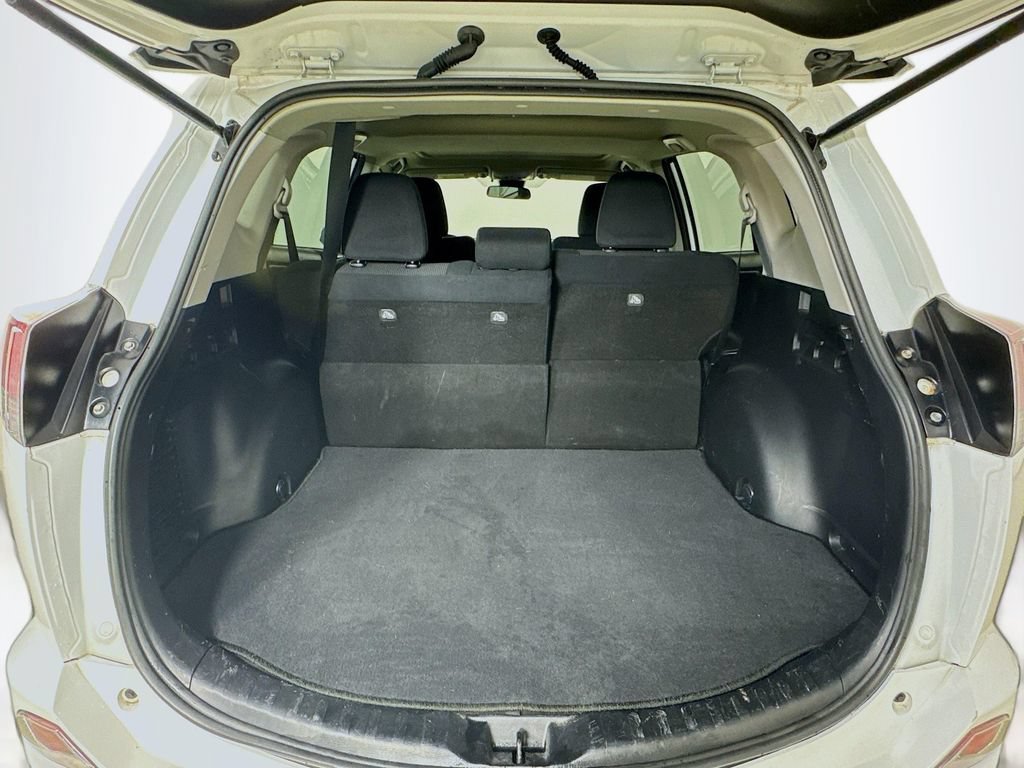 Used 2017 Toyota RAV4 XLE w/ Plus Special Value Package FWD image 30