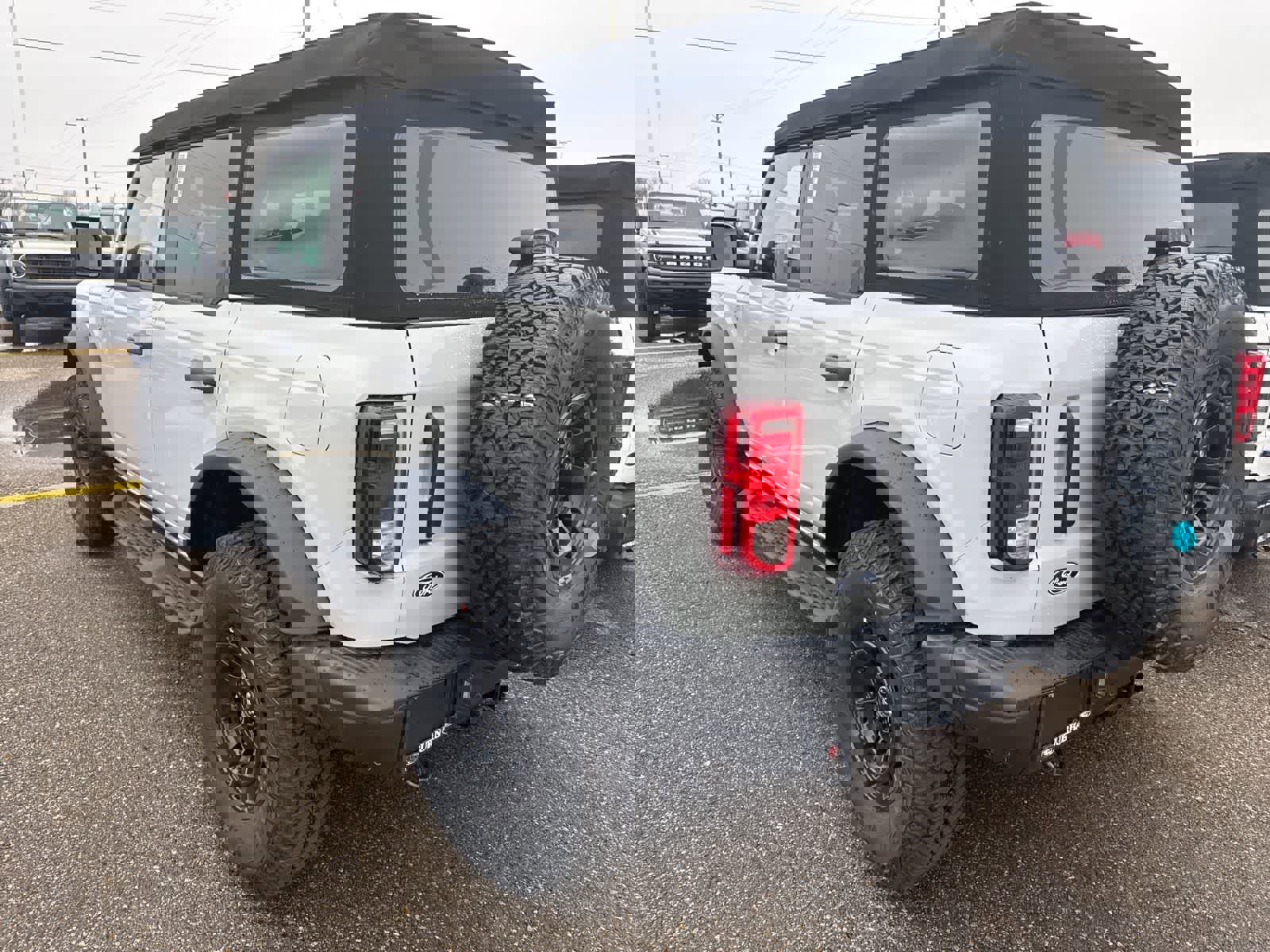 New 2026 Ford Bronco Big Bend w/ Black Diamond Package AWD/4WD image 16