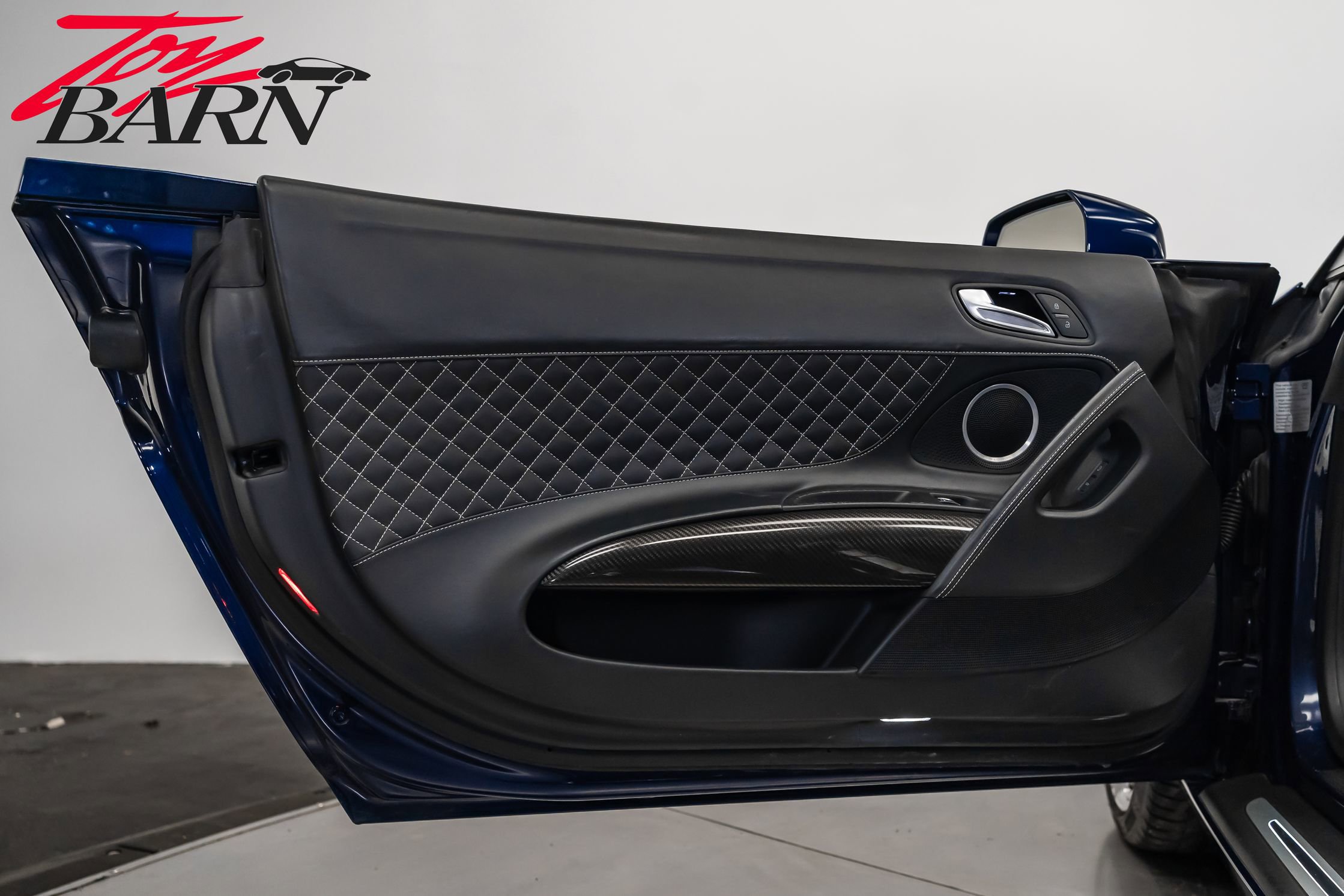 Used 2014 Audi R8 V8 image 26