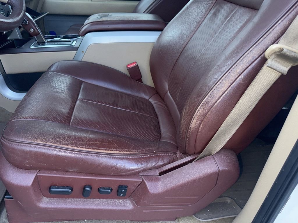 Used 2014 Ford F150 King Ranch w/ King Ranch Luxury Package image 9