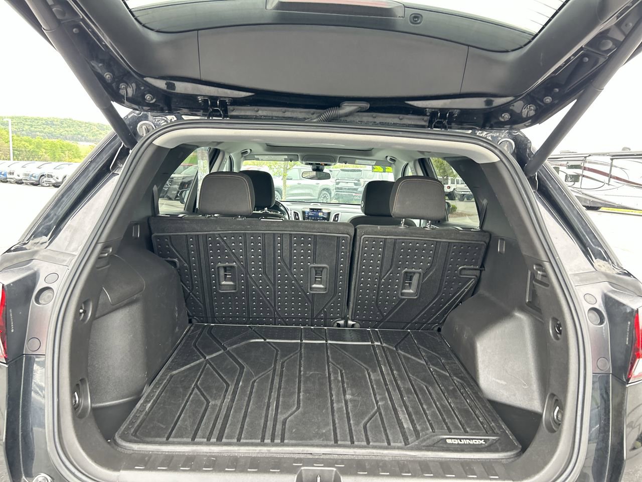 Used 2022 Chevrolet Equinox LT AWD/4WD image 19