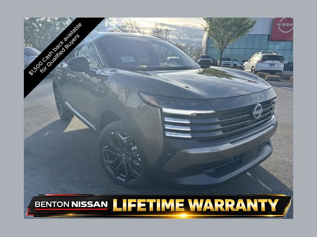 New 2026 Nissan Kicks SR w/ SR Premium Package