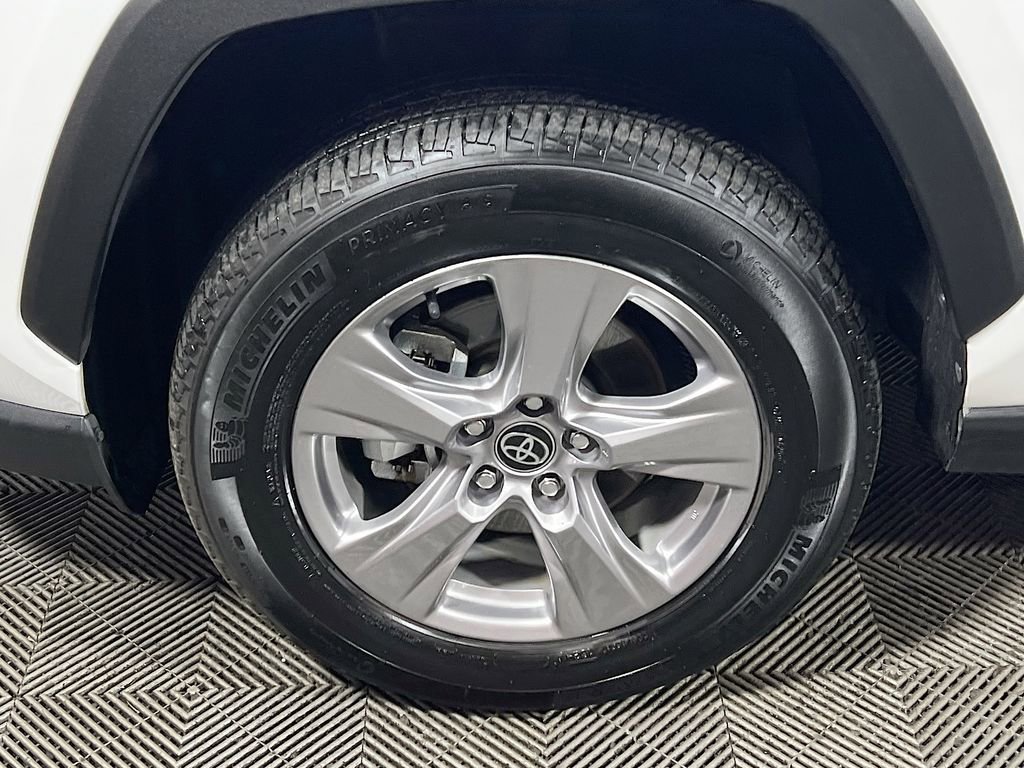 Certified 2025 Toyota RAV4 XLE image 27