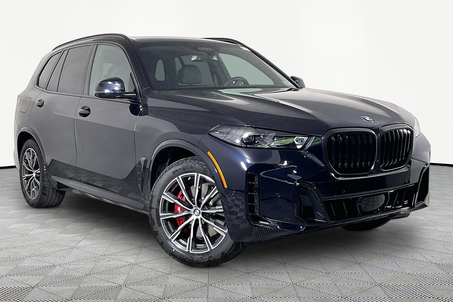 New 2026 BMW X5 xDrive40i w/ M Sport Package AWD/4WD image 2