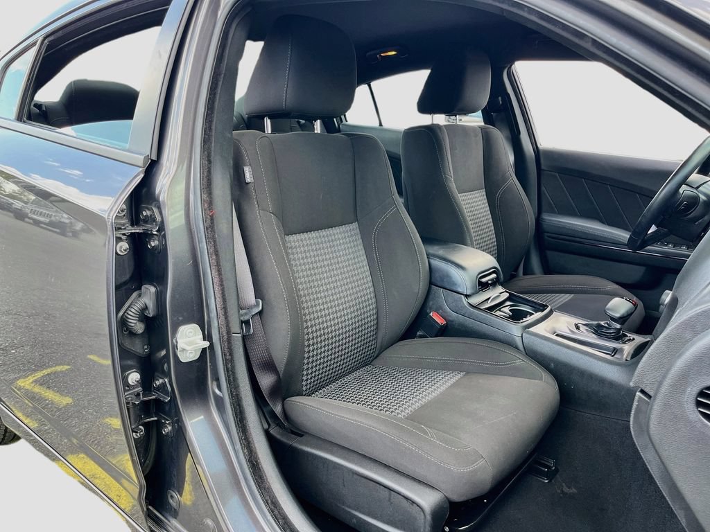 Certified 2023 Dodge Charger SXT w/ Blacktop Package AWD/4WD image 25