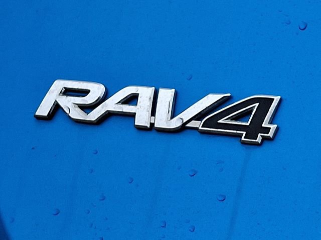 Used 2018 Toyota RAV4 Limited image 30