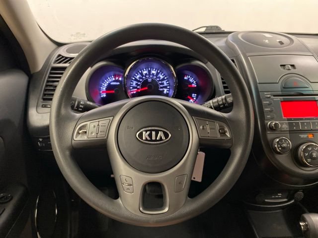 Used 2011 Kia Soul + FWD image 12
