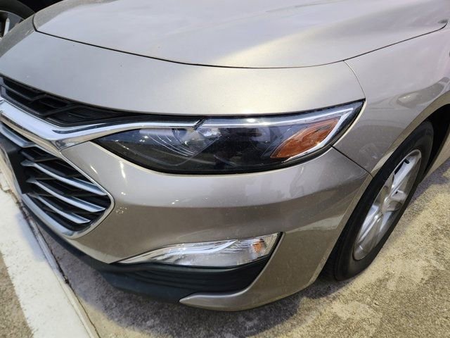 Used 2022 Chevrolet Malibu LS image 8