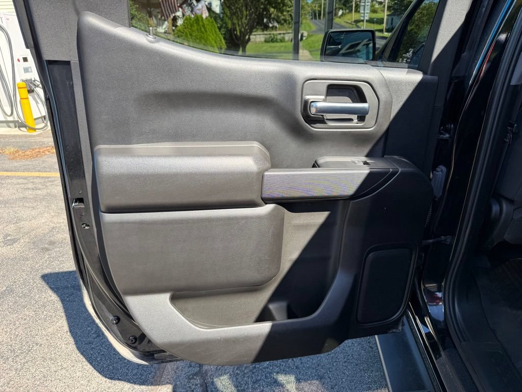 Used 2024 GMC Sierra 1500 Pro w/ Graphite Edition AWD/4WD image 19