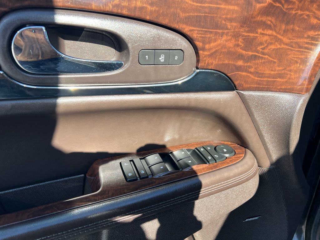 Used 2014 Buick Enclave Premium image 15