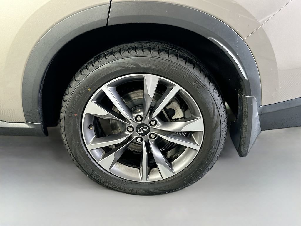 Used 2023 INFINITI QX60 Luxe image 35