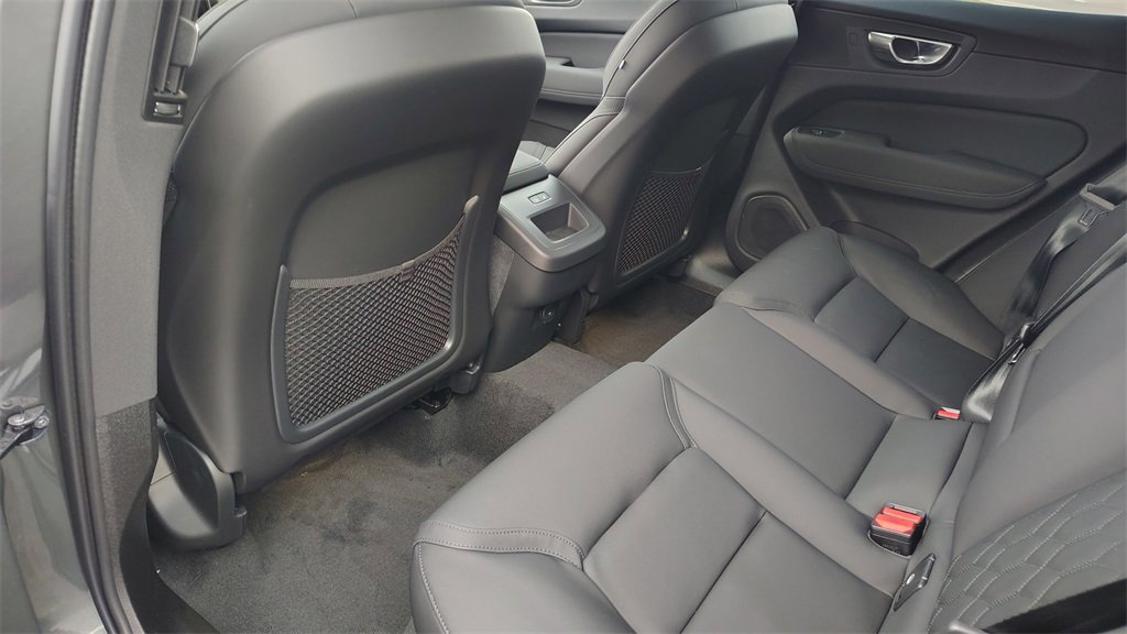New 2026 Volvo XC60 B5 Plus w/ Climate Package image 26