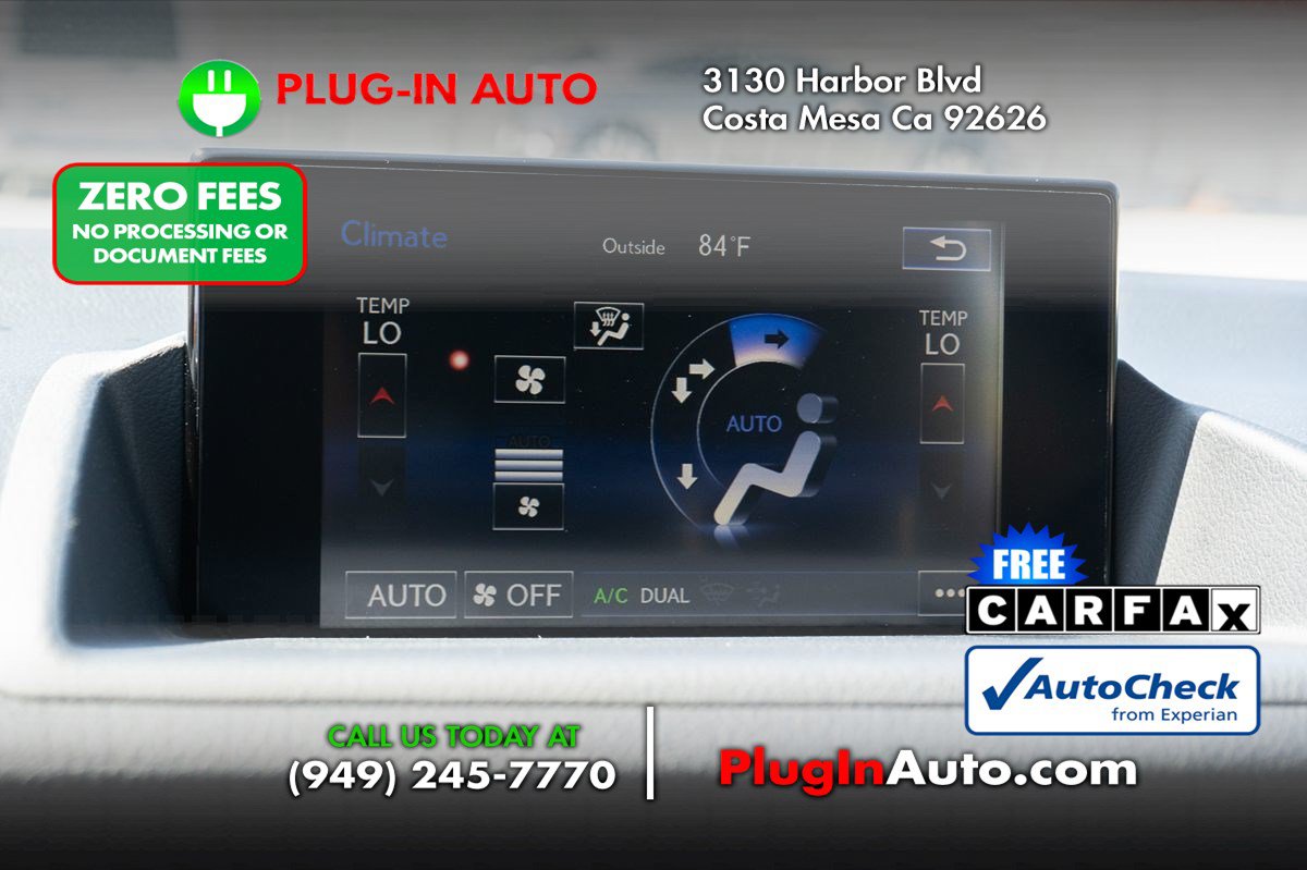 Used 2016 Lexus CT 200h w/ Navigation Package FWD image 28