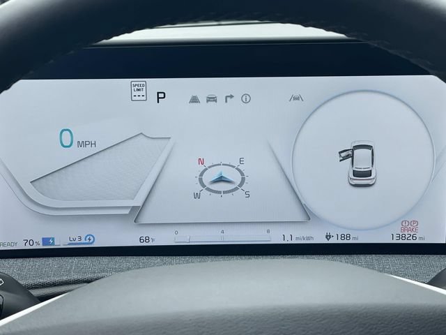 Used 2024 Kia EV6 Light AWD/4WD image 18