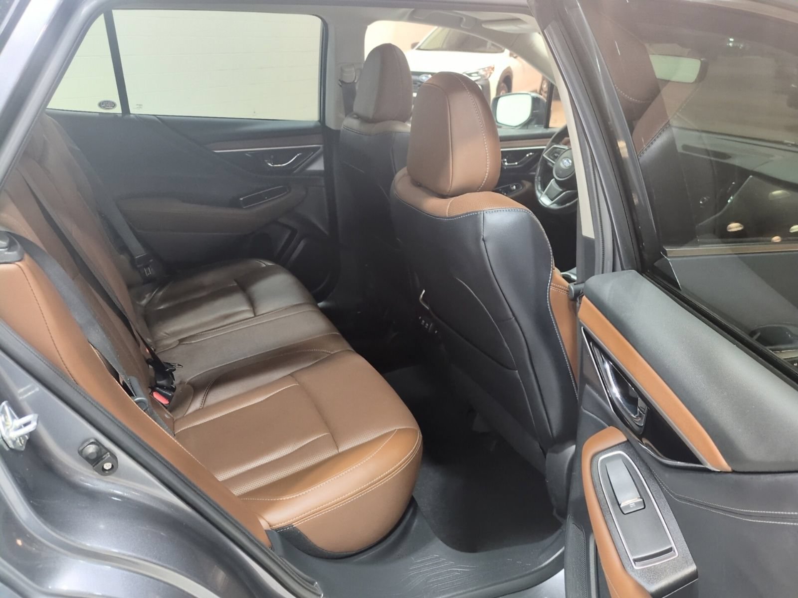 Certified 2022 Subaru Outback Touring XT AWD/4WD image 12