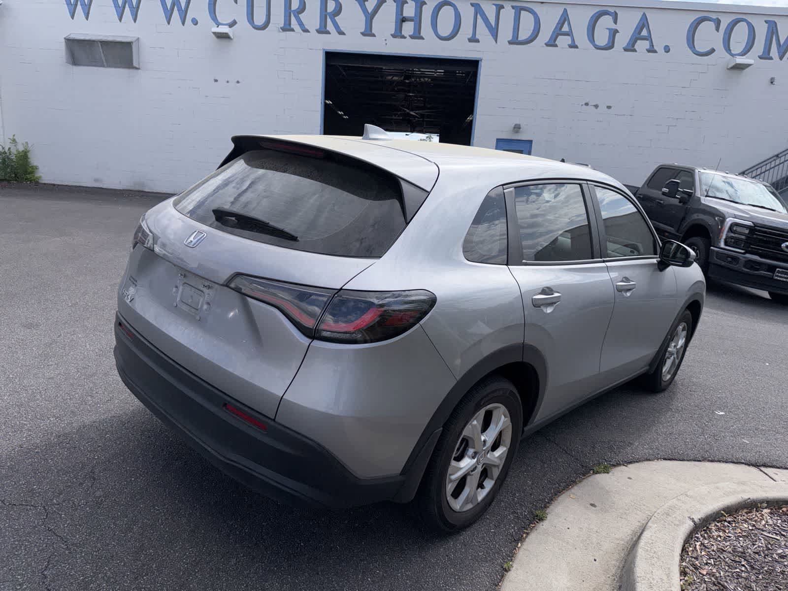 Used 2024 Honda HR-V LX image 9