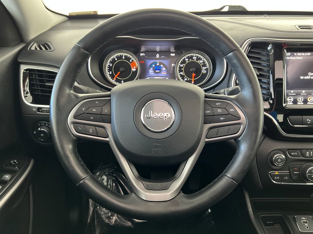 Used 2019 Jeep Cherokee Limited FWD image 16